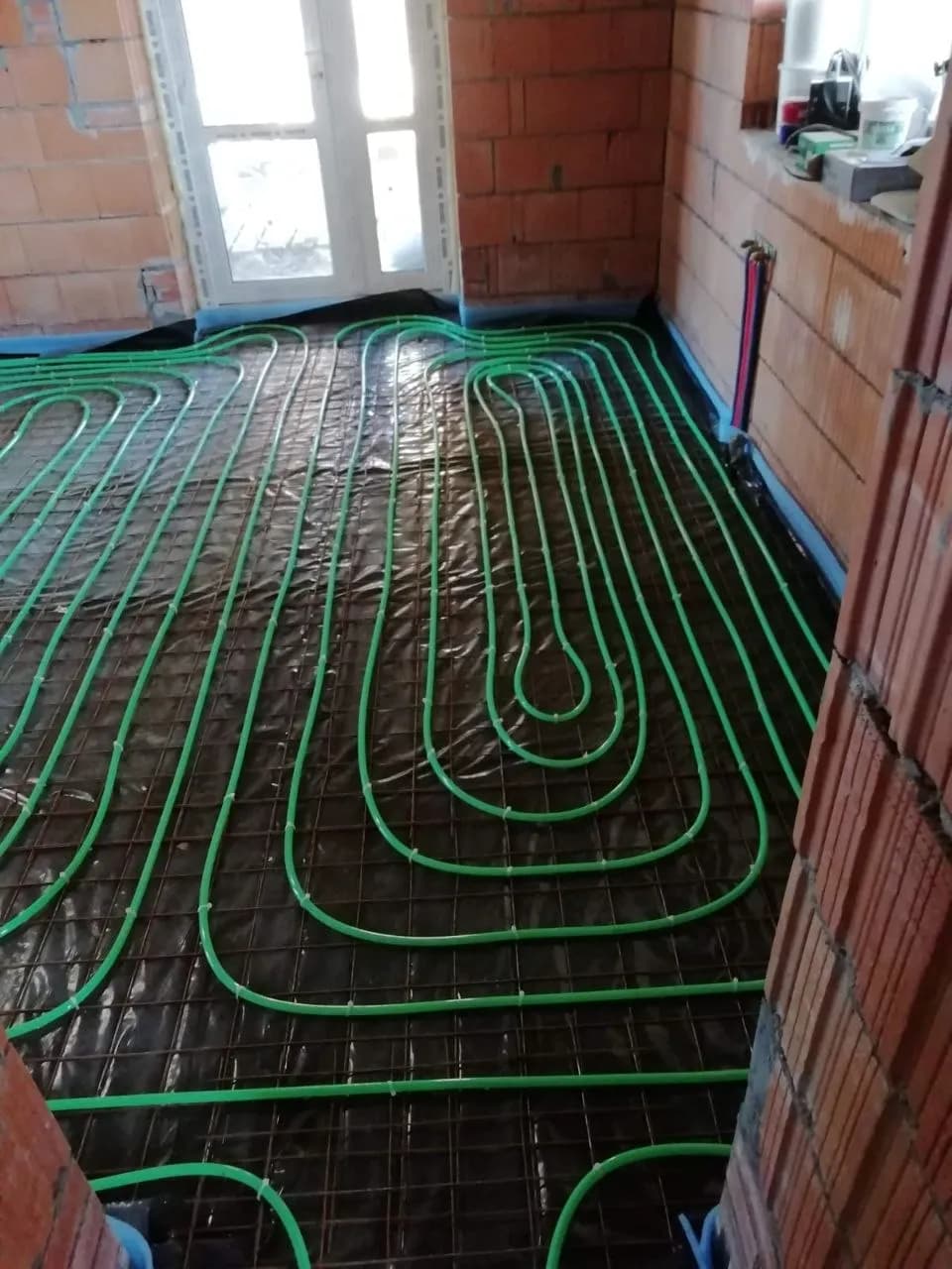 Underfloor Heating Installation in a Brick House 4