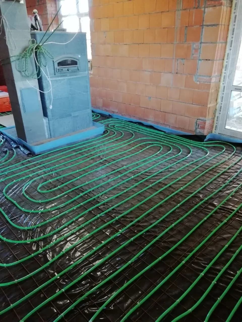 Underfloor Heating Installation in a Brick House 5