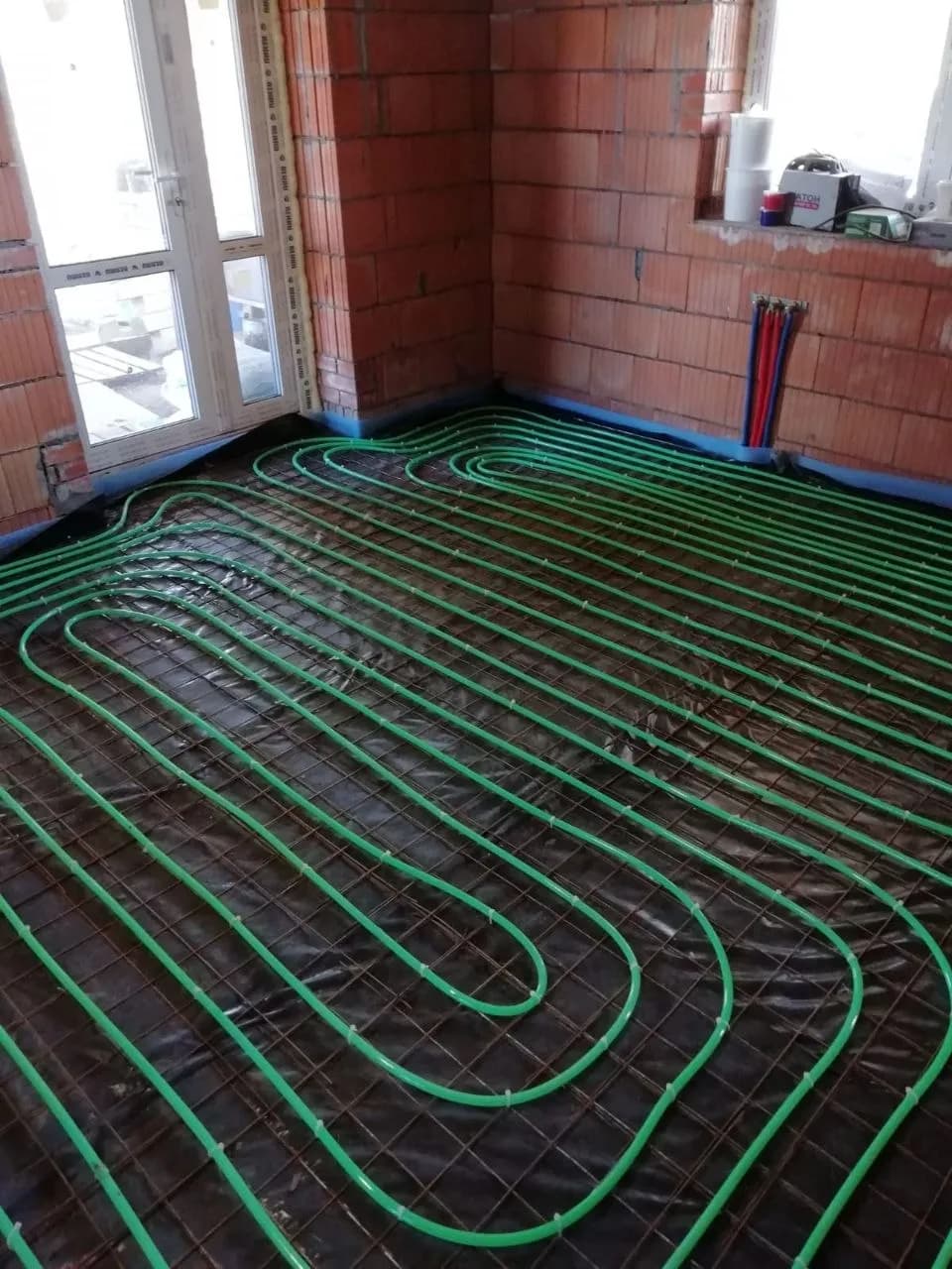 Underfloor Heating Installation in a Brick House 6