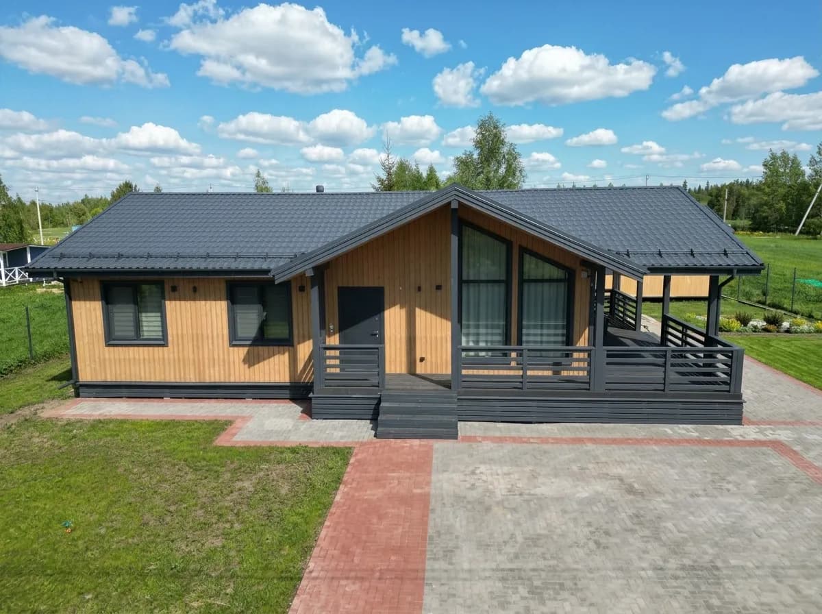 “Zamosc” Frame House