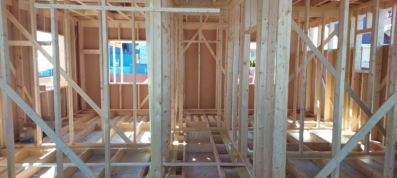 Завершаем тёплый контур каркасного дома 90 м² 3